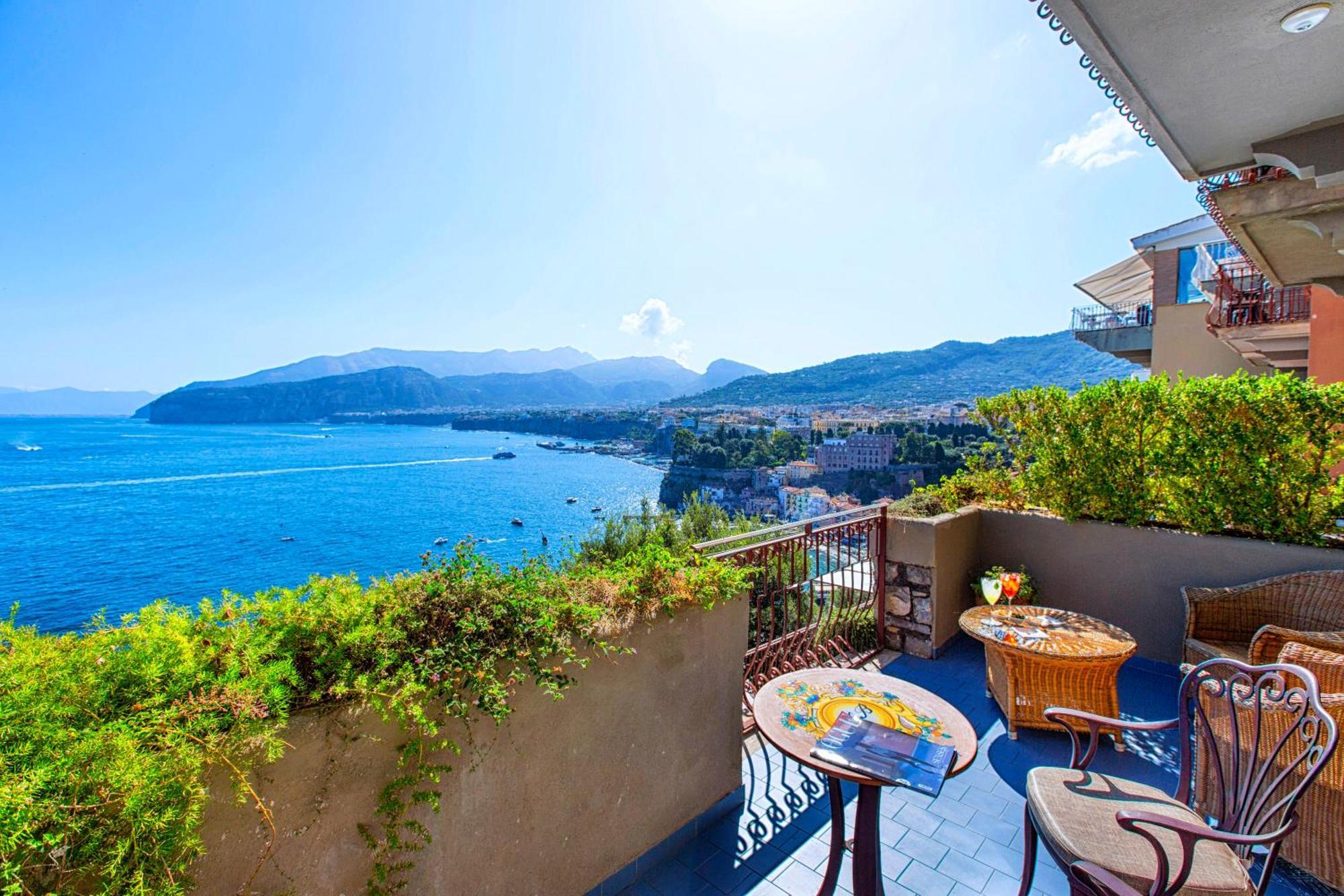 Hotel Belair Sorrento Esterno foto